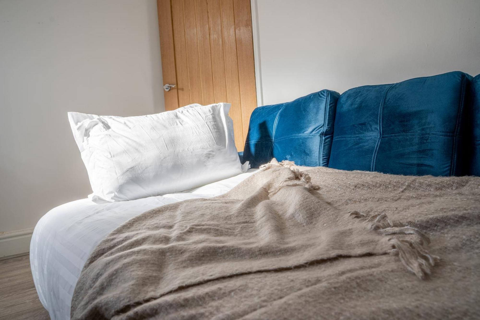 Stayzed E - Ng7 Free Wifi, Parking, Stylish House Near Centre - Great For Tourists, Families, Contractors & Long